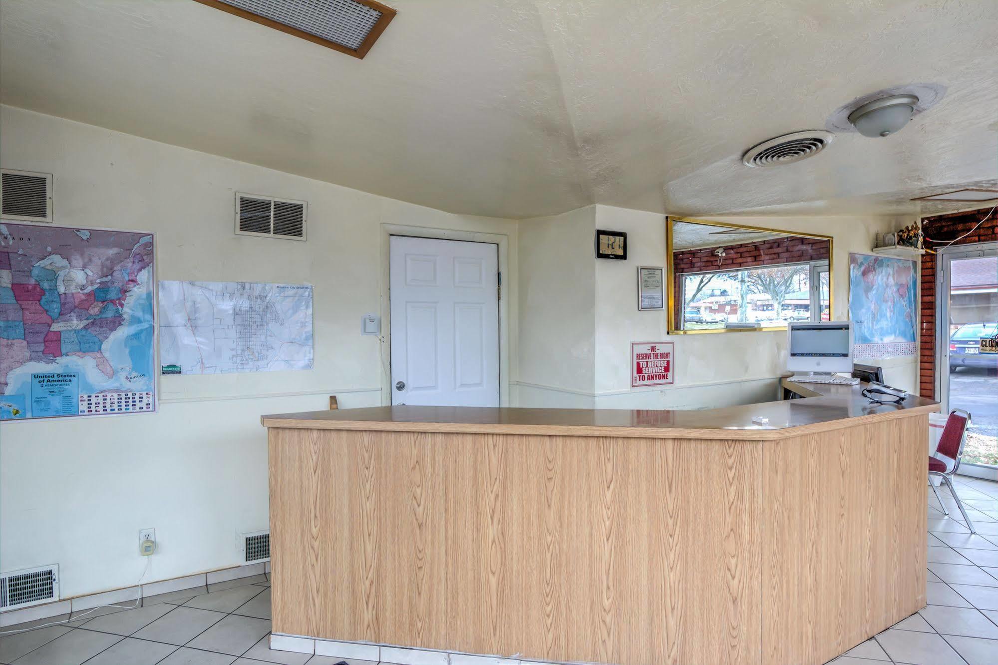 Galaxie Motel ブリガム・シティ エクステリア 写真